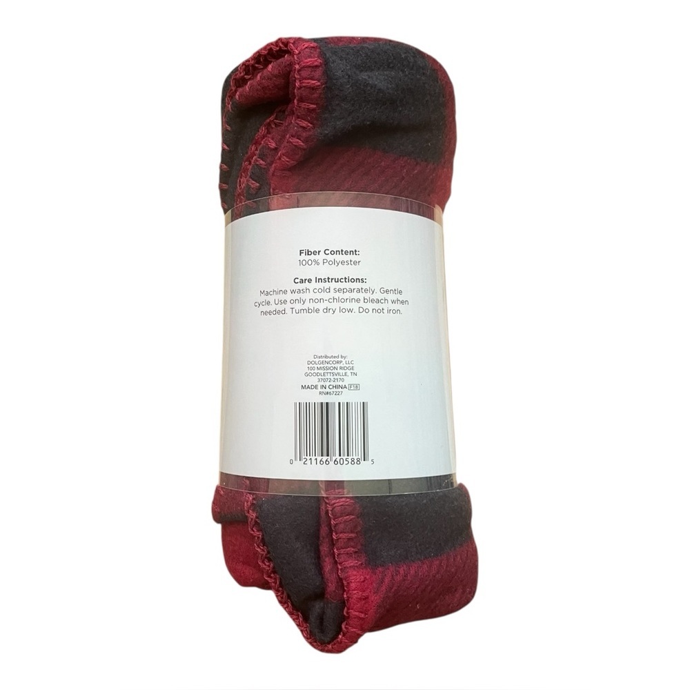 NWOT Comfort Bay Buffalo plaid fleece throw blanket  black burgundy 50 in x60 in - Picture 2 of 5